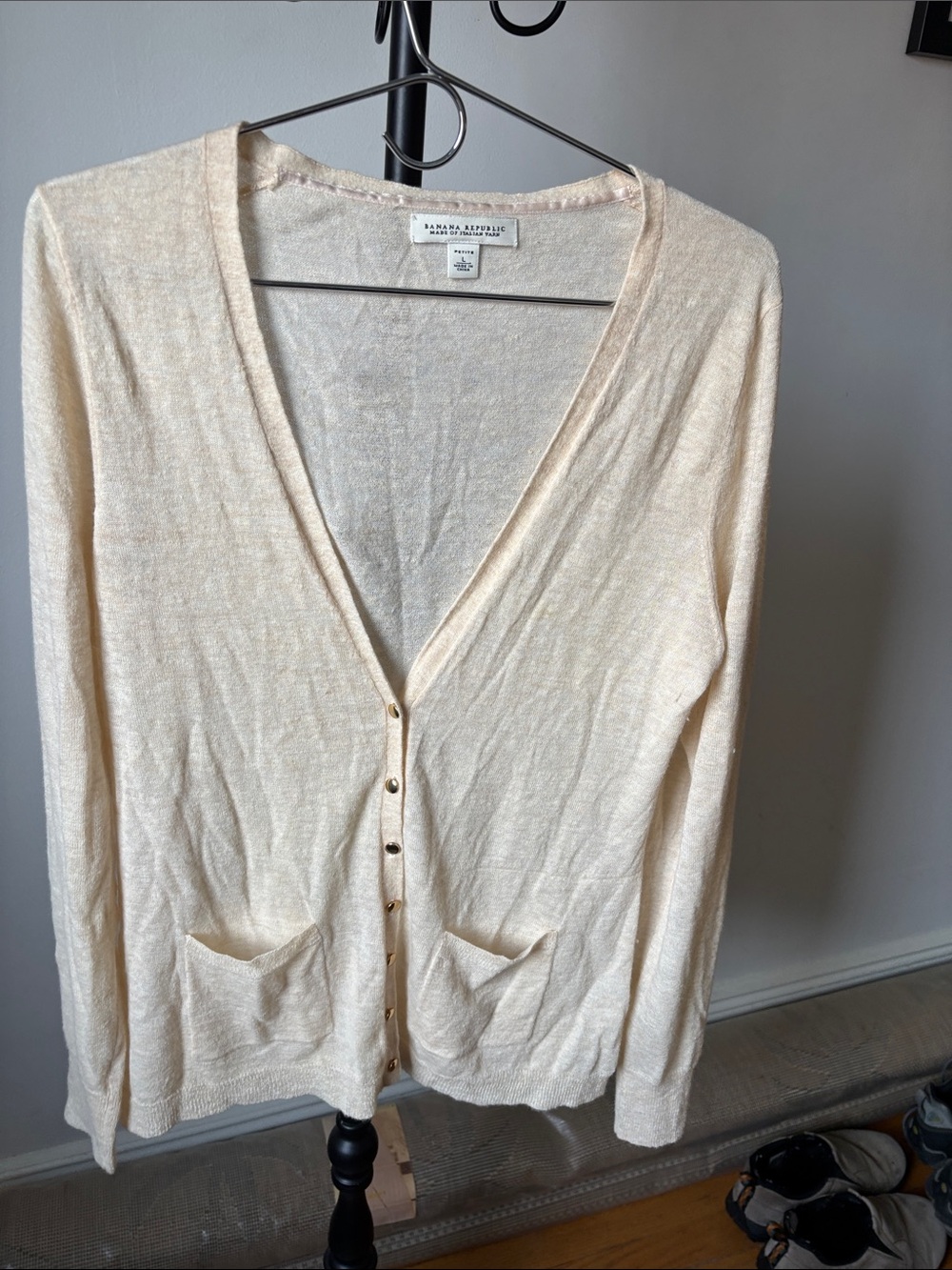 Banana Republic Light Cream V-Neck Button Front Cardigan